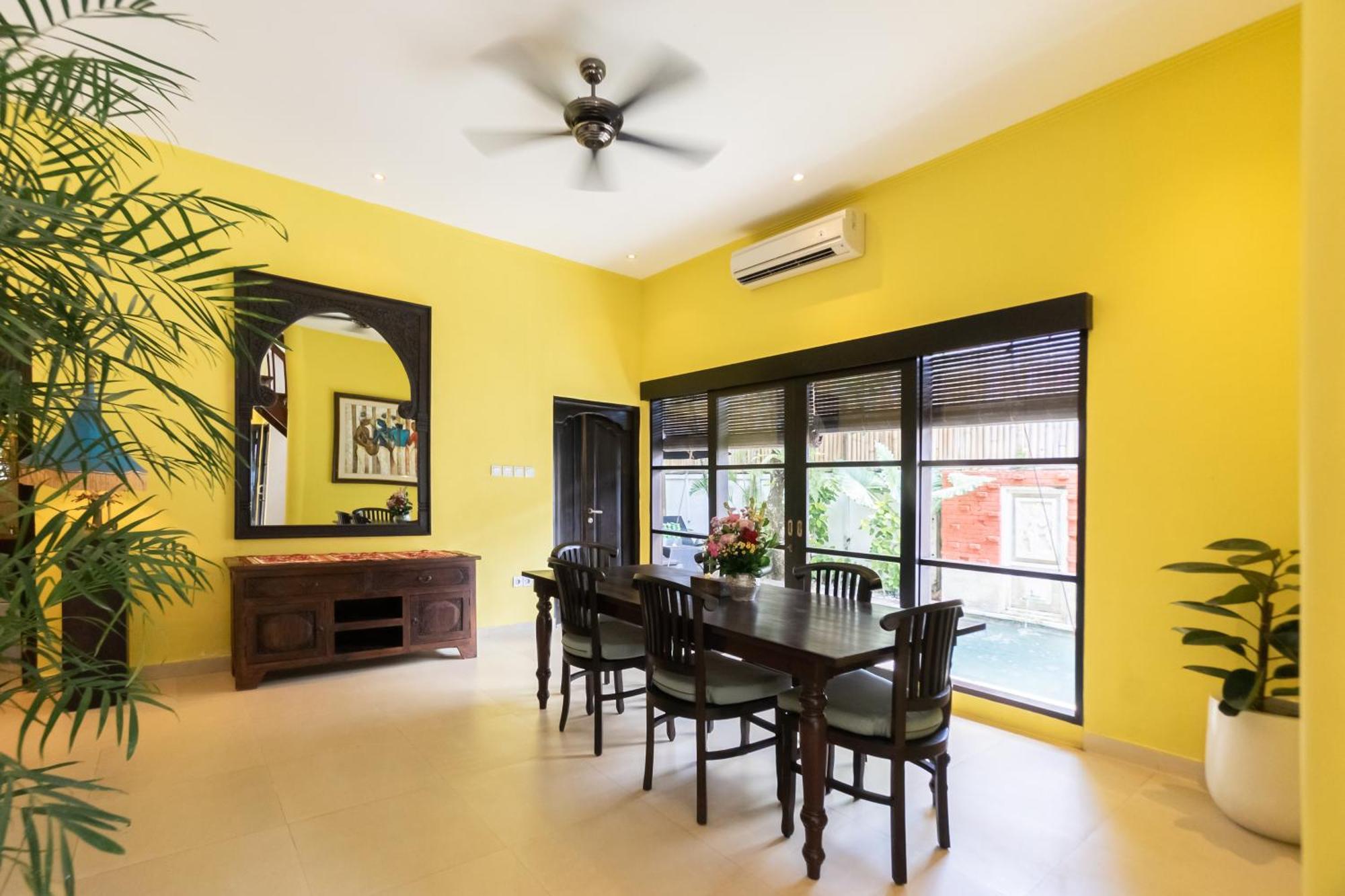 Four On Drupadi Villa Seminyak Exterior foto
