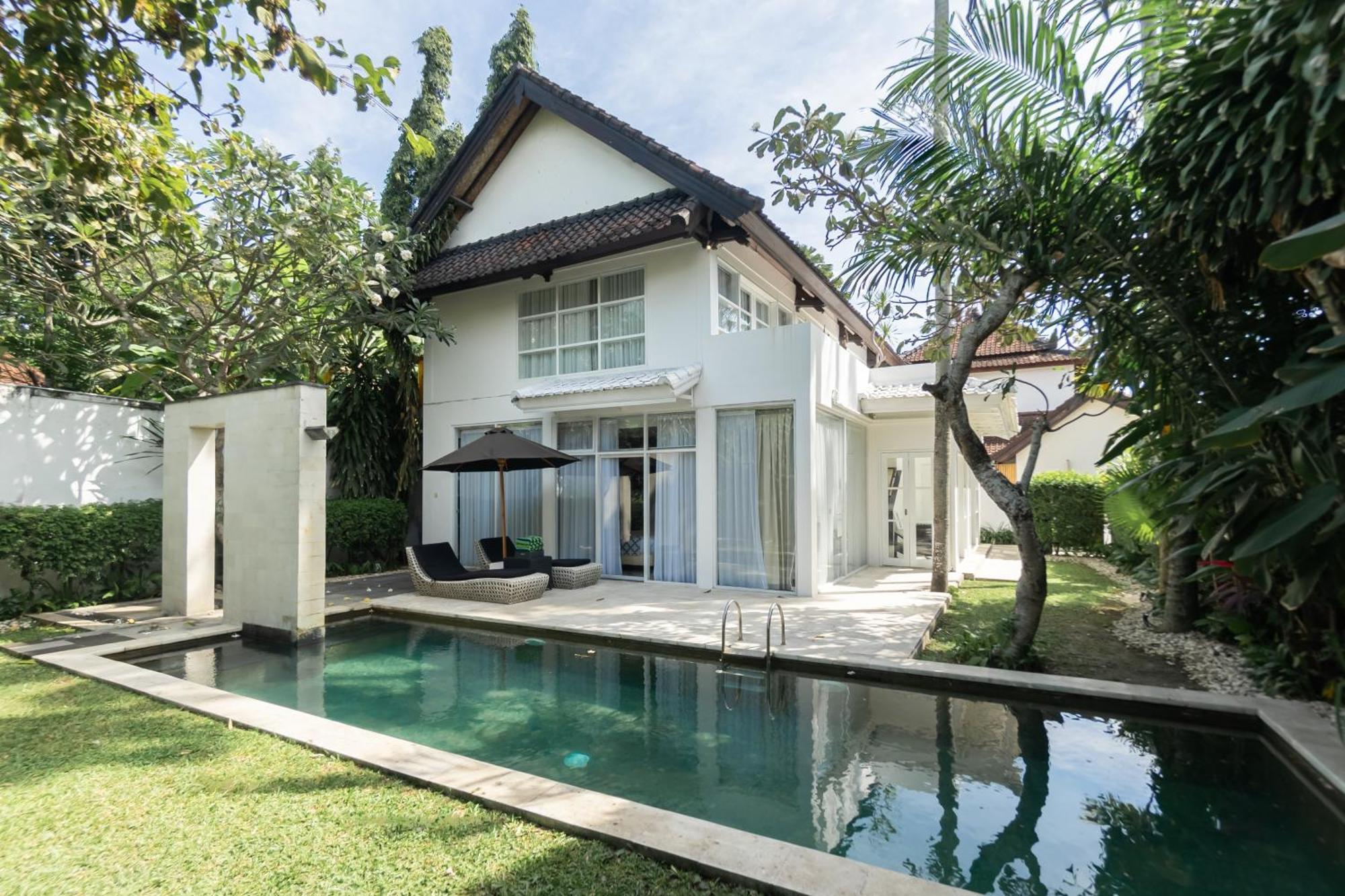 Four On Drupadi Villa Seminyak Exterior foto