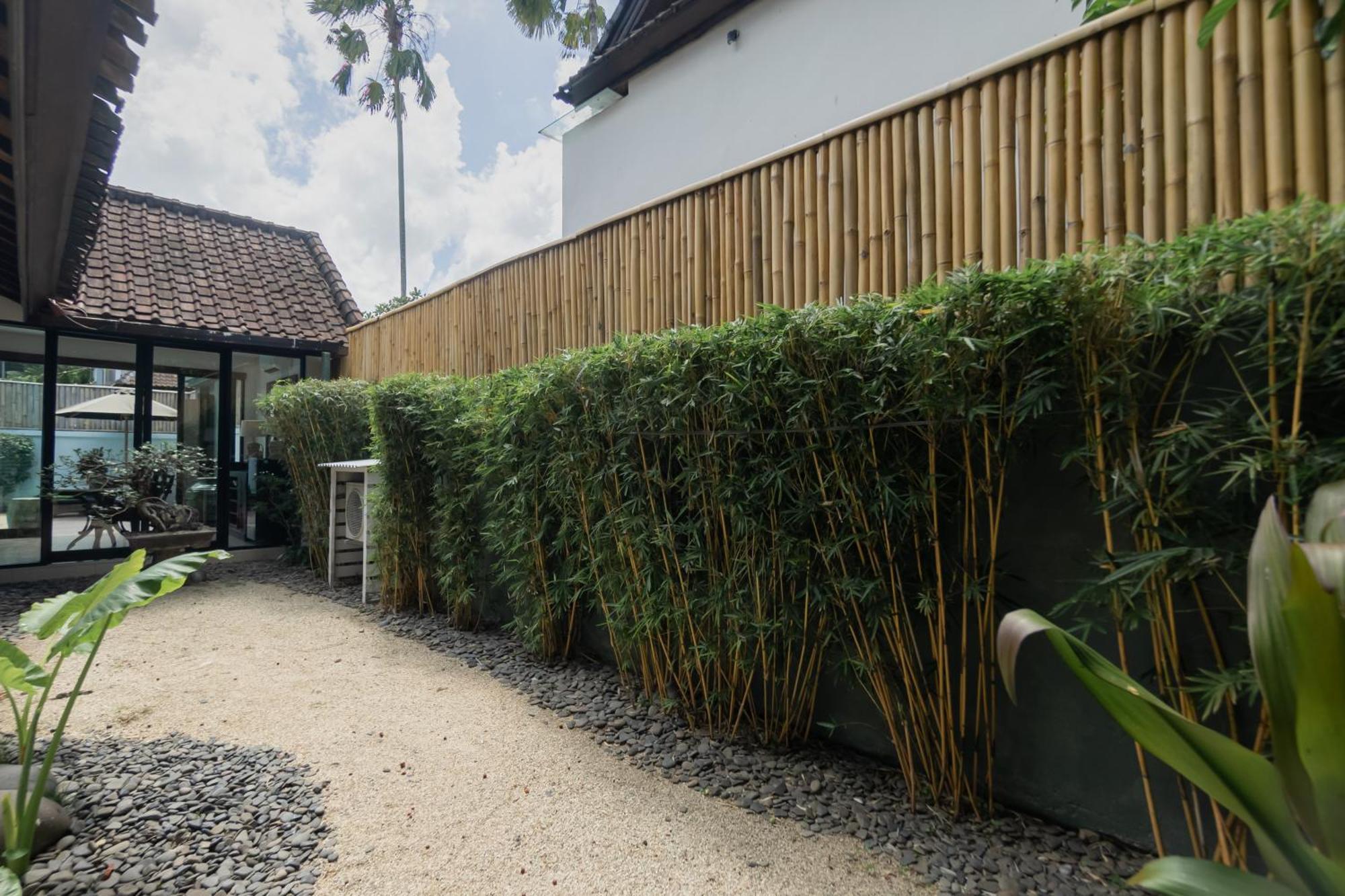 Four On Drupadi Villa Seminyak Exterior foto